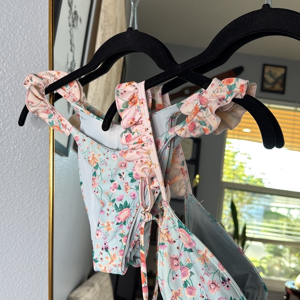 Blackbough Tessa Ruffled Set - Picture 8 of 12